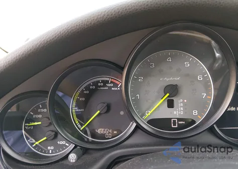 2015 Porsche Panamera E-Hybrid S from USA, damaged, VIN WP0AD2A72FL040846